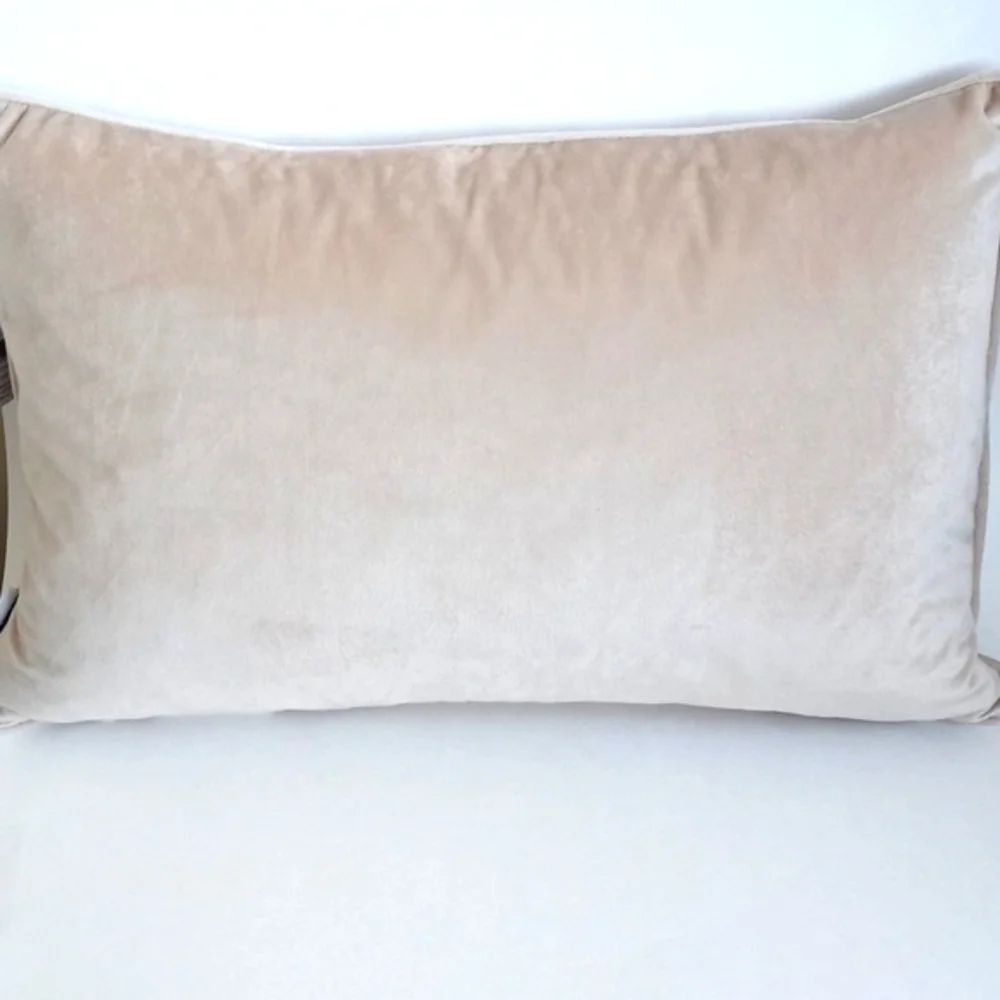 Sag Harbor Decorative Elegant Floral Velvet Genuine Duck Feather Pillow 14